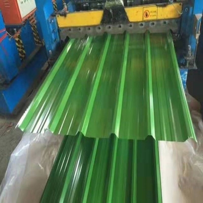 Faisceau ondulé 30-150g galvanisé à chaud pour les panneaux de toiture Faisceau d'acier galvanisé revêtu de couleur