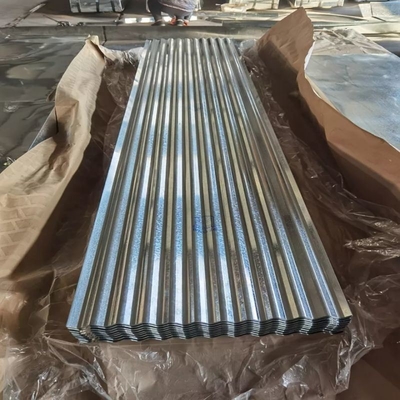 Largeur personnalisable La feuille de toiture ondulée de qualité CGCC pour les matériaux de toiture de maison