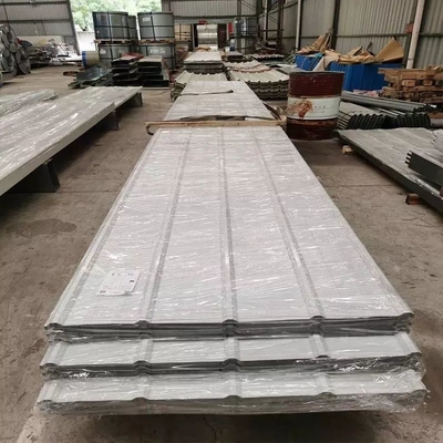 Carreaux en acier de couleur galvanisés de 950 mm de large pour une durabilité maximale