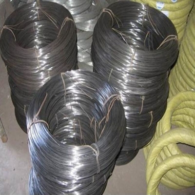SAE1006 / SAE1008 / Q195 / Q235 Barre de fil d'acier laminée à chaud pour non-alliage Norme GB