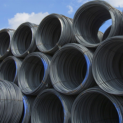 Matériau de clôture Q195 / Q235 Barre de fil de carbone laminée à chaud 5,5 mm / 6,5 mm Huile de surface