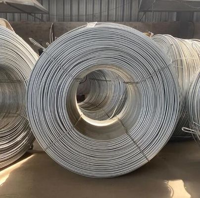 Tolérance de 1% Barre de renforcement d'acier Barres de fil de fer à faible teneur en carbone légère SAE 1006 SAE 1008