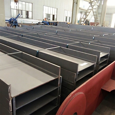 Acier de construction A36 / Ss400 / S235jr/S275jr/S355jjr/Q235 / Q355 Faisceaux I laminés à chaud/angle/canals/faisceaux H