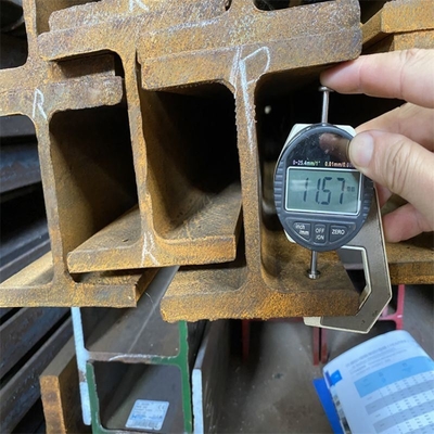Acier de construction A36 / Ss400 / S235jr/S275jr/S355jjr/Q235 / Q355 Faisceaux I laminés à chaud/angle/canals/faisceaux H