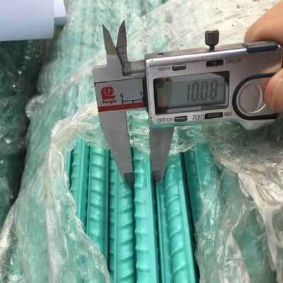 HRB335 HRB400 HRB500 2-20 mm de barres d'acier légèrement renforcées déformées pour la construction