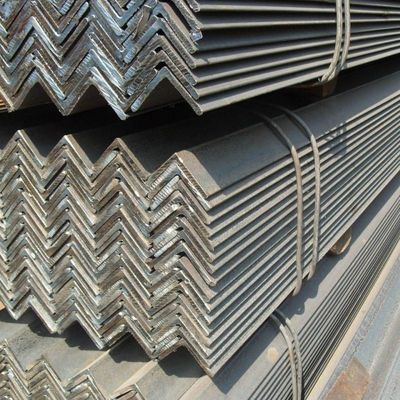 A36 Ss400 Construction Structural Hot Dip Galvanized Angle Fer / acier à angle égal
