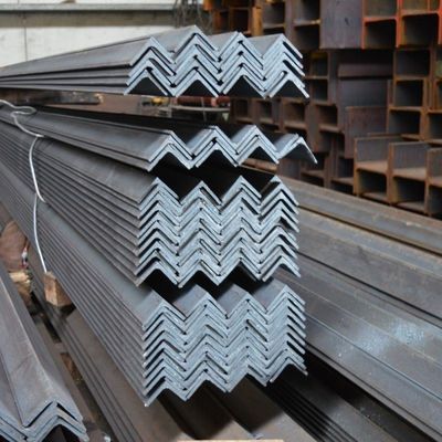 A36 Ss400 Construction Structural Hot Dip Galvanized Angle Fer / acier à angle égal
