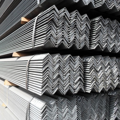 ASTM 304 acier inoxydable fer à angle égal pour la construction St37 Technique de laminage à chaud