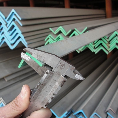 Acier à chaud laminé Q235B Q355b S235jr S275jr S355jr S355j0 avec personnalisation