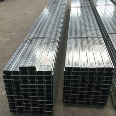 Matériau galvanisé au carbone en forme de U en acier de canal C laminé à chaud avec une largeur de 40 à 550 mm