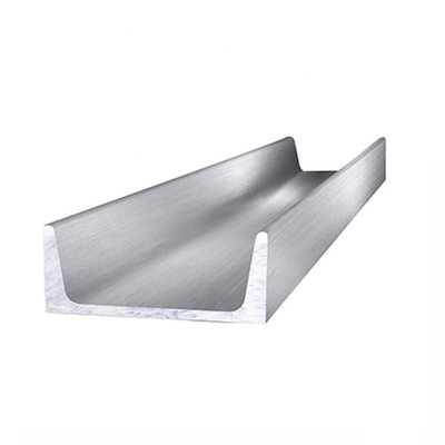 Standard BS A36 S235jr S275jr S355jr Ss400 St37 St52 Canaux en acier pour les bâtiments en acier