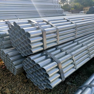 6 mètres de longueur BS1387 Tubes en acier revêtues de zinc galvanisées tubulaires rondes en fer à section creuse en acier au carbone