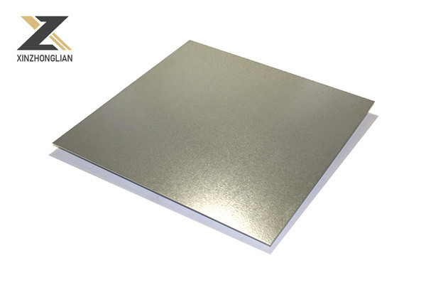 Longueur de bobine en argent d'aluminium 1000-6000 mm ou sur mesure Prix compétitifs et abordables